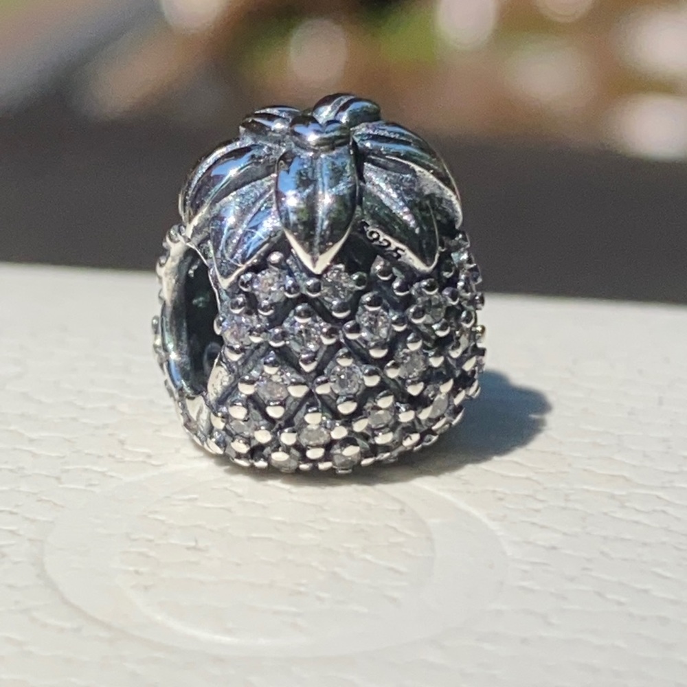 Pandora Pineapple Charm 🍍